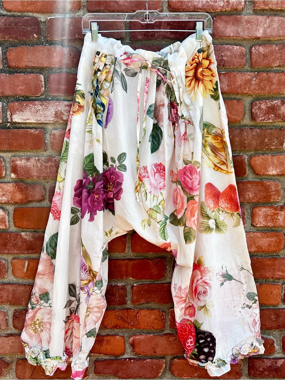 Floral White Dropped Crotch Wide-Leg Harem Bloomer Boho Pants NWOT